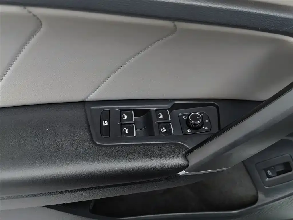 Volkswagen Tayron 2023 из CN, фото 9