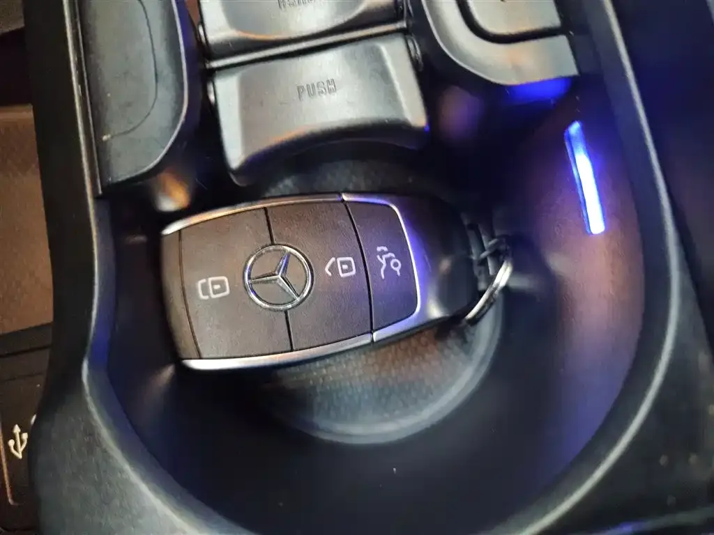 Mercedes-Benz A-Class 2023 из CN, фото 9