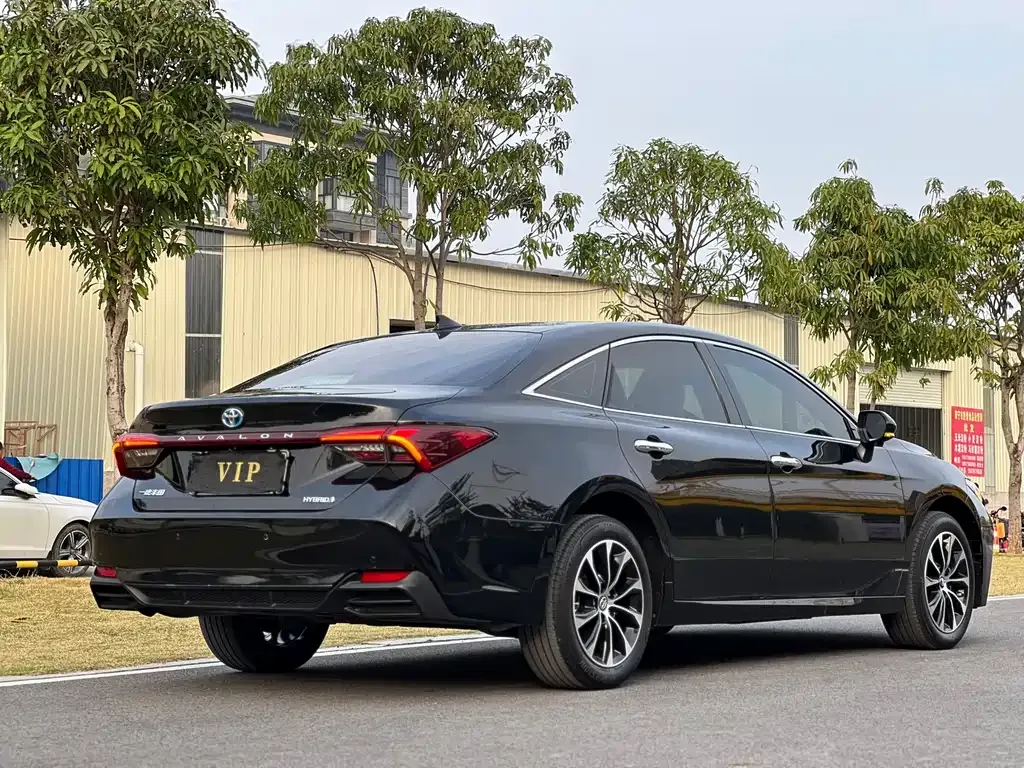 Toyota Avalon 2022 из CN, фото 7