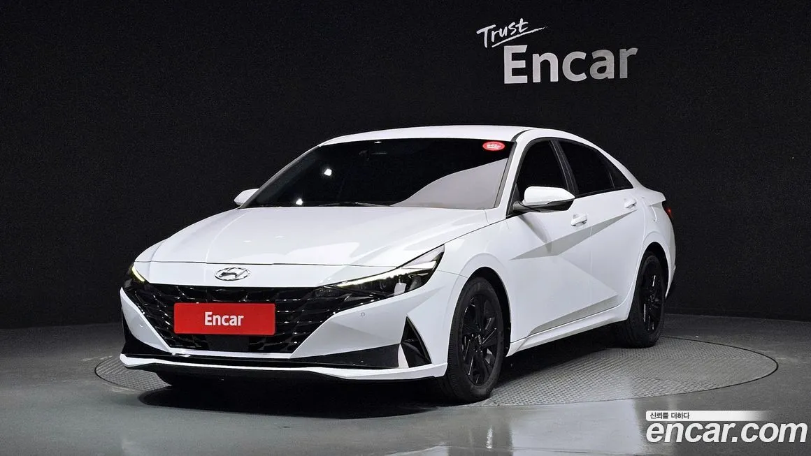 Hyundai AVANTE 2023 из KR, фото 1