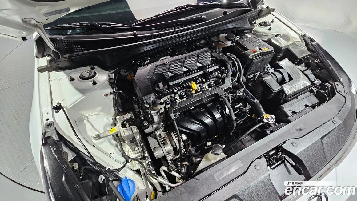 Hyundai AVANTE 2023 из KR, фото 6