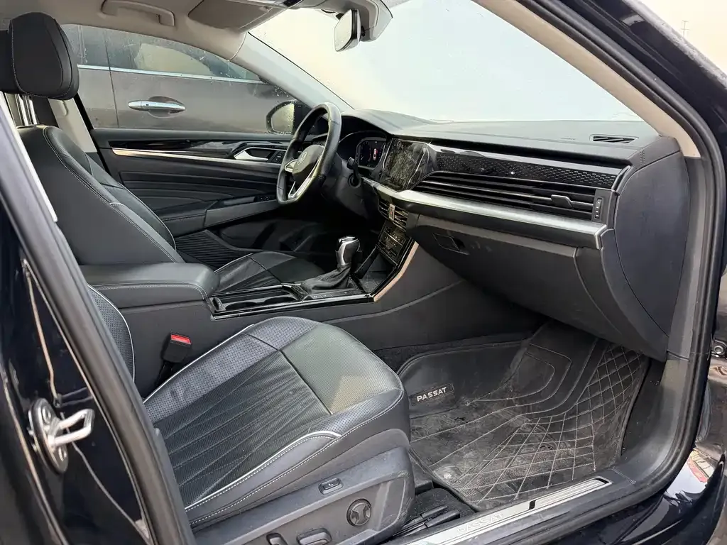 Volkswagen Passat 2022 из CN, фото 2