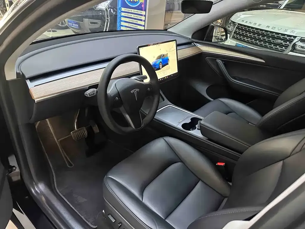 Tesla Model Y 2022 из CN, фото 2