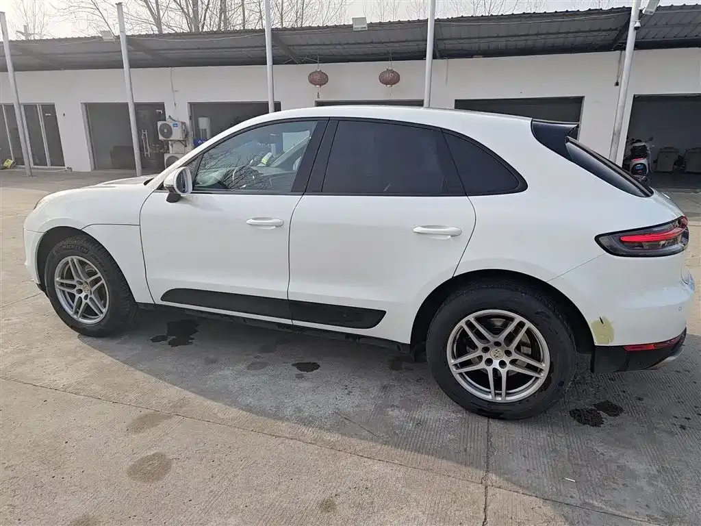 Porsche Macan — фото 6