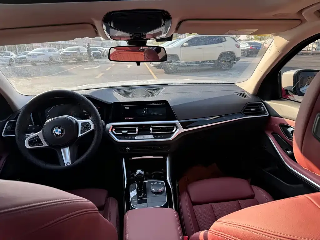 BMW 3 Series 2022 из CN, фото 3