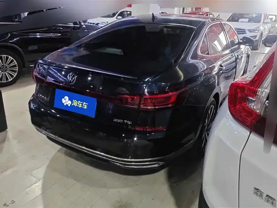 Volkswagen Passat 2024 из CN, фото 8