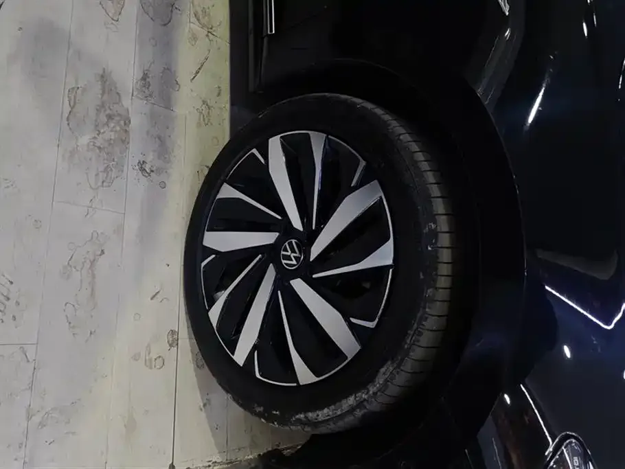 Volkswagen Passat 2024 из CN, фото 4
