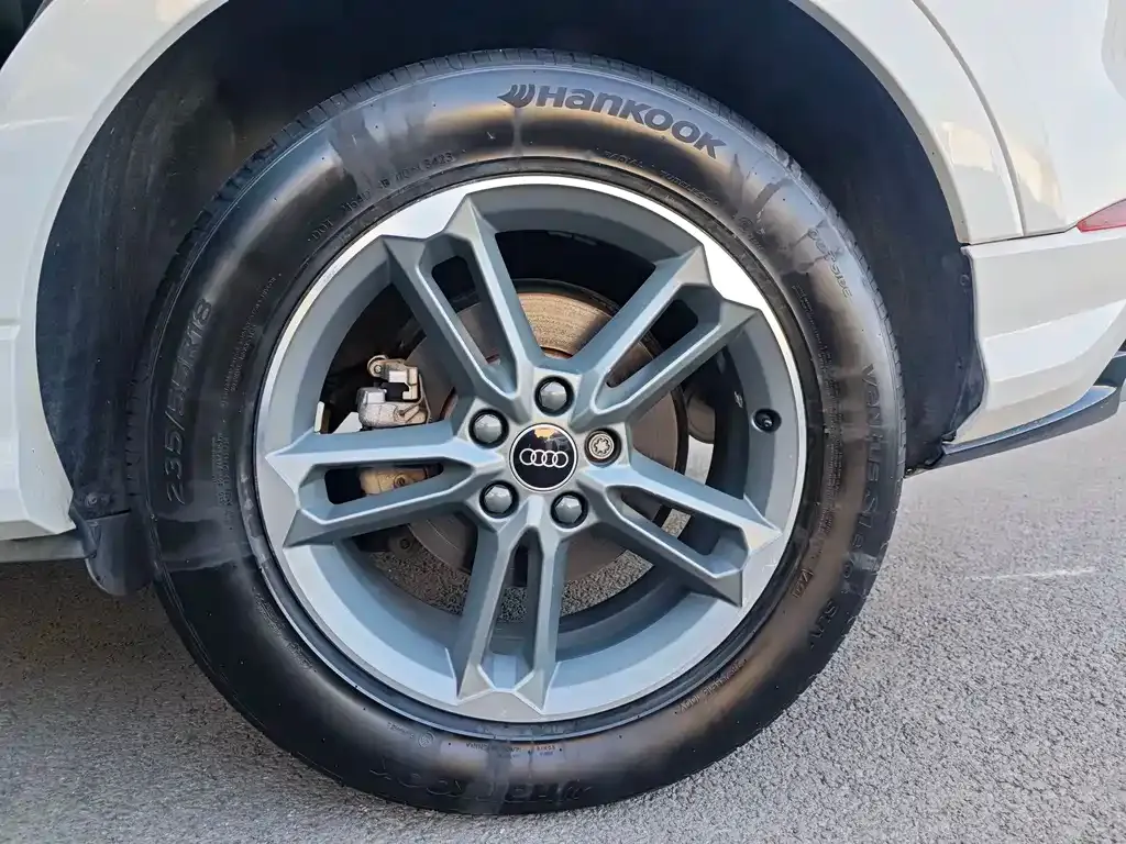 Audi Q3 2023 из CN, фото 10