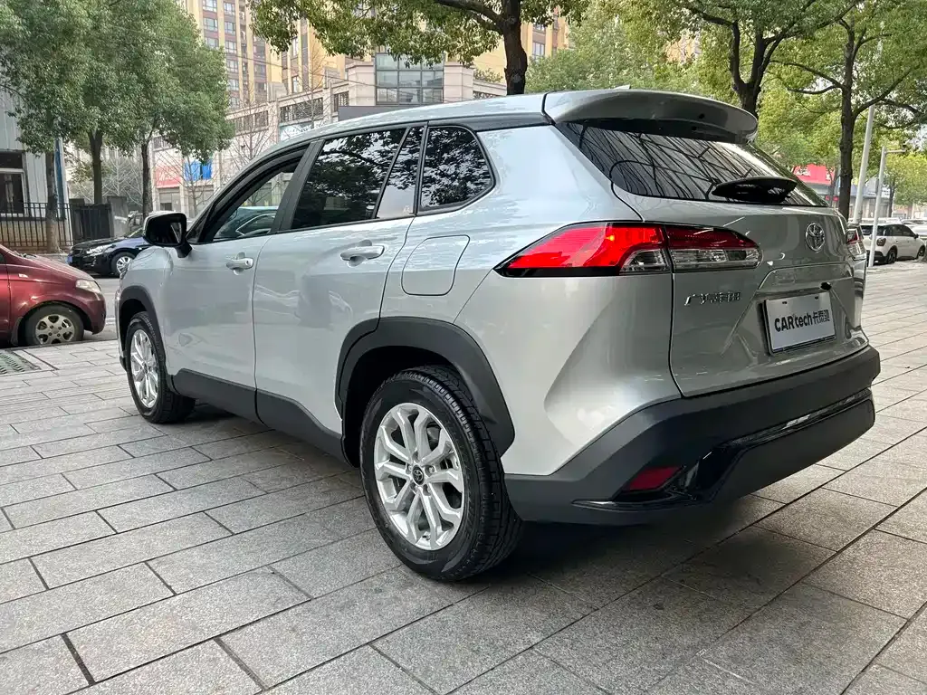 Toyota Frontlander 2024 из CN, фото 10