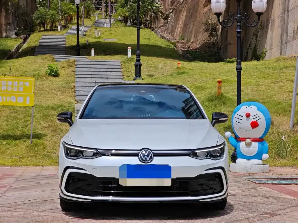 Volkswagen Golf 2022 из CN, фото 3