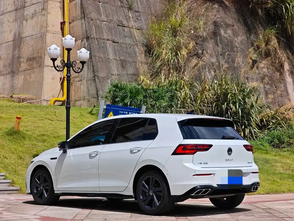 Volkswagen Golf 2022 из CN, фото 8