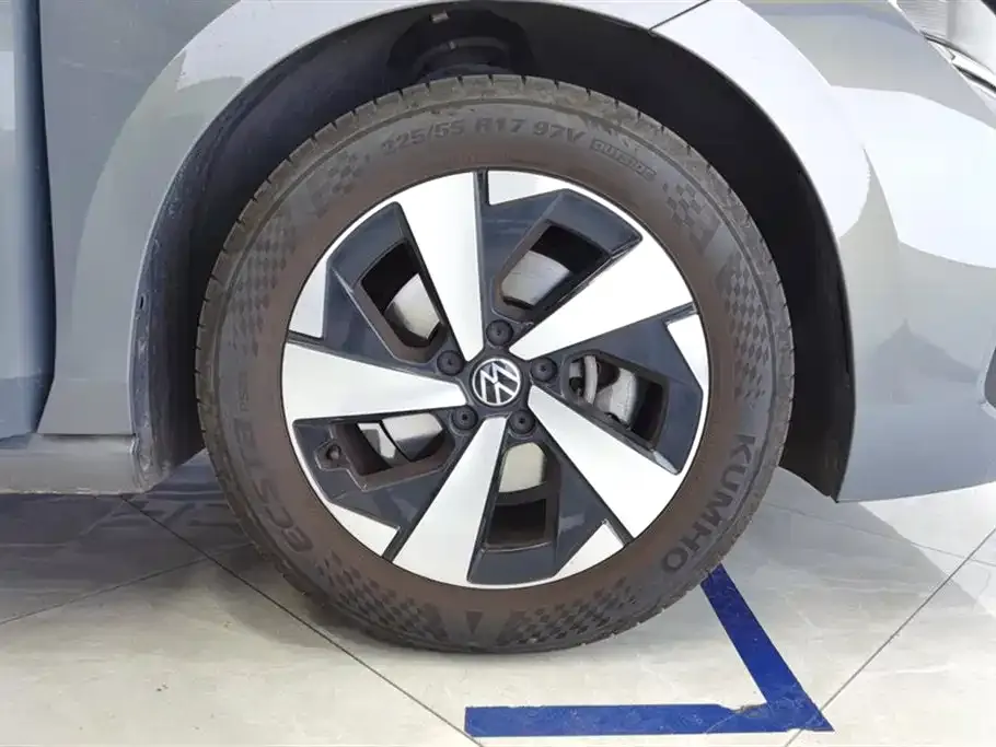 Volkswagen Magotan 2025 из CN, фото 3