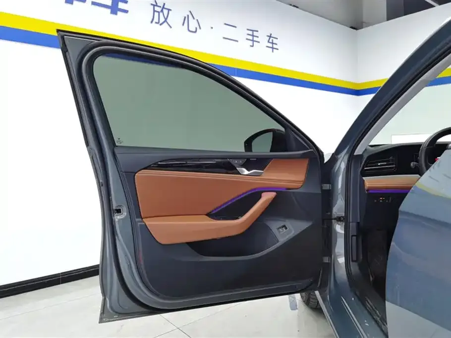 Volkswagen Magotan 2025 из CN, фото 4