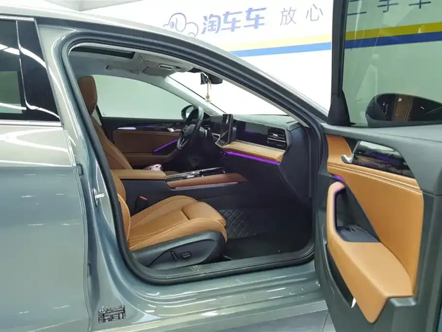 Volkswagen Magotan 2025 из CN, фото 8