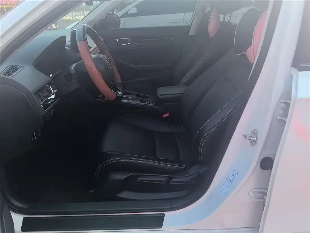 Honda Civic 2022 из CN, фото 4
