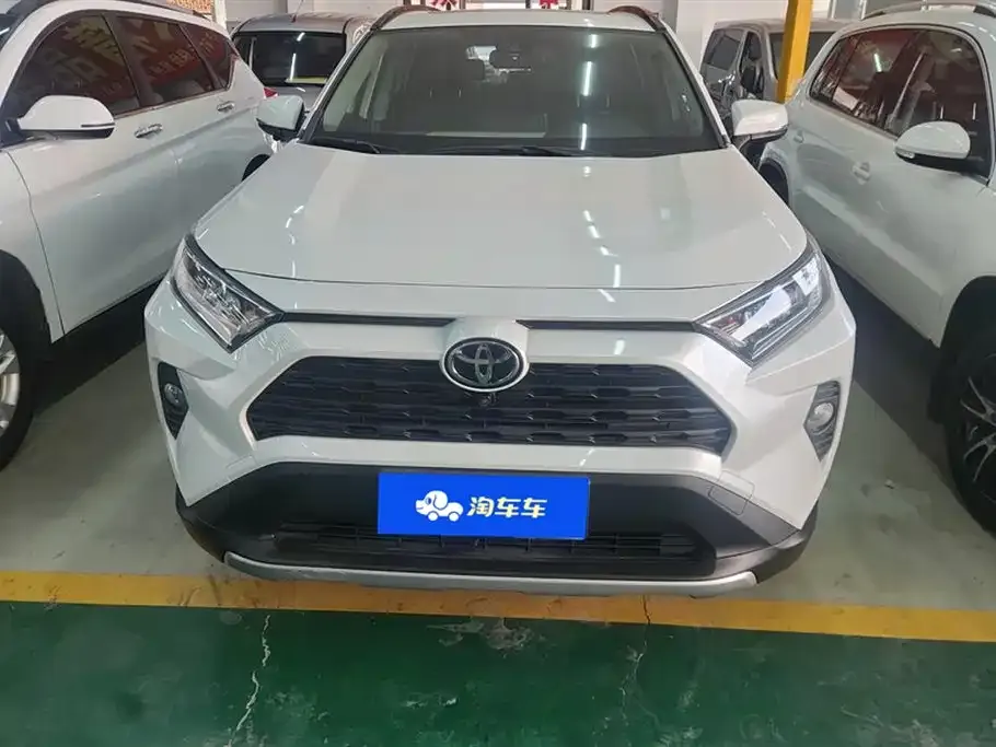 Toyota RAV4 2021 из CN, фото 2