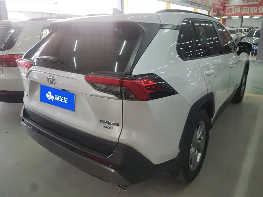Toyota RAV4 2021 из CN, фото 7