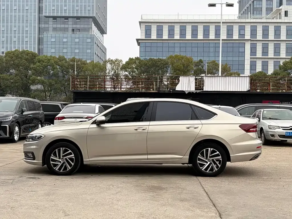 Volkswagen Lavida 2021 из CN, фото 4