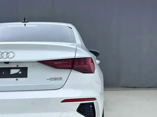 Audi A3 2021 из CN, фото 2
