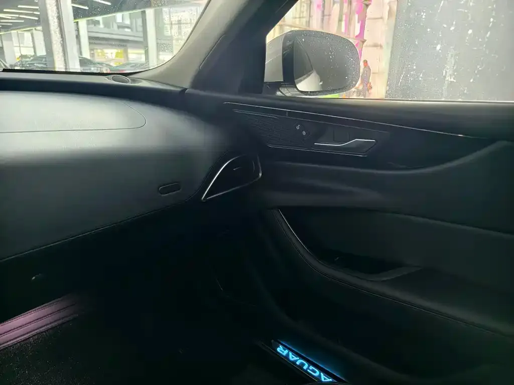 Jaguar XEL 2021 из CN, фото 7