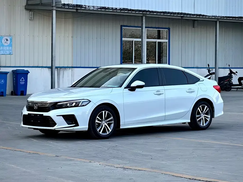 Honda Civic — фото 1