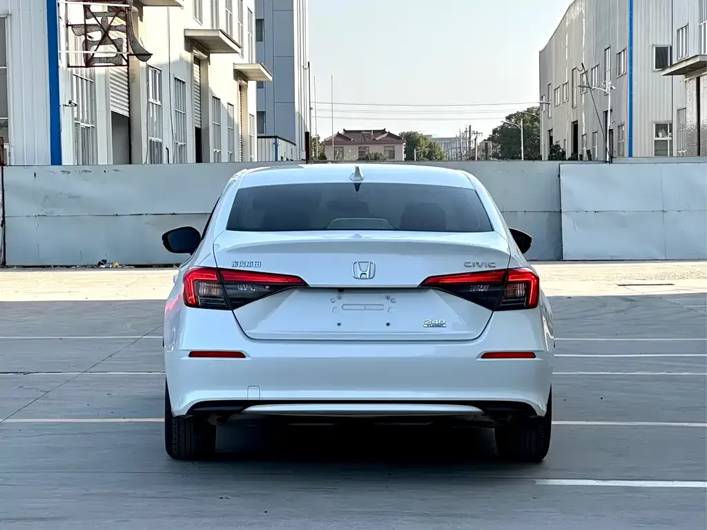 Honda Civic — фото 5