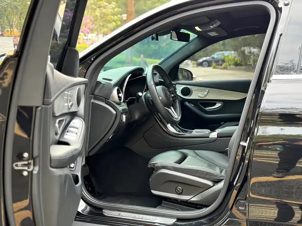 Mercedes-Benz GLC 2021 из CN, фото 3