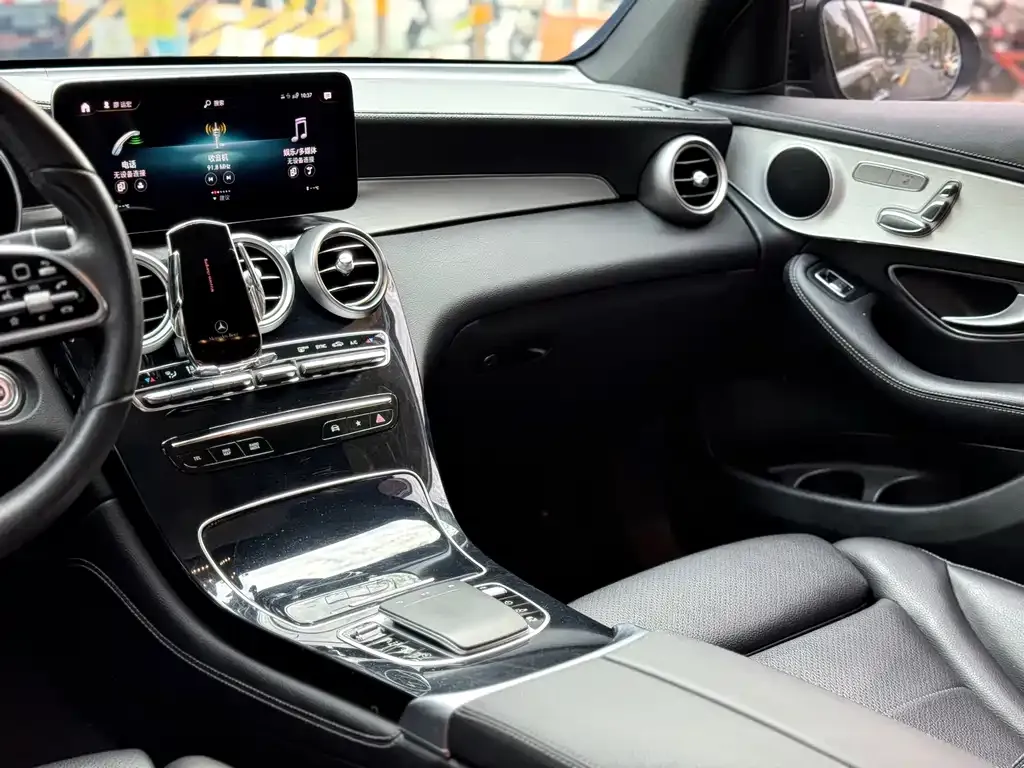 Mercedes-Benz GLC 2021 из CN, фото 10