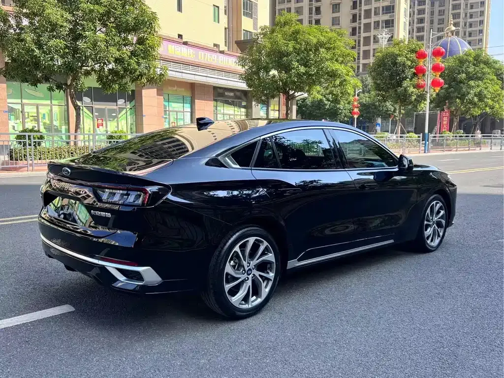 Ford Mondeo 2022 из CN, фото 4
