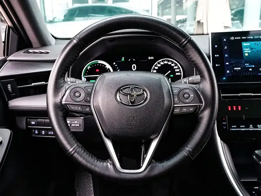 Toyota Avalon — фото 4