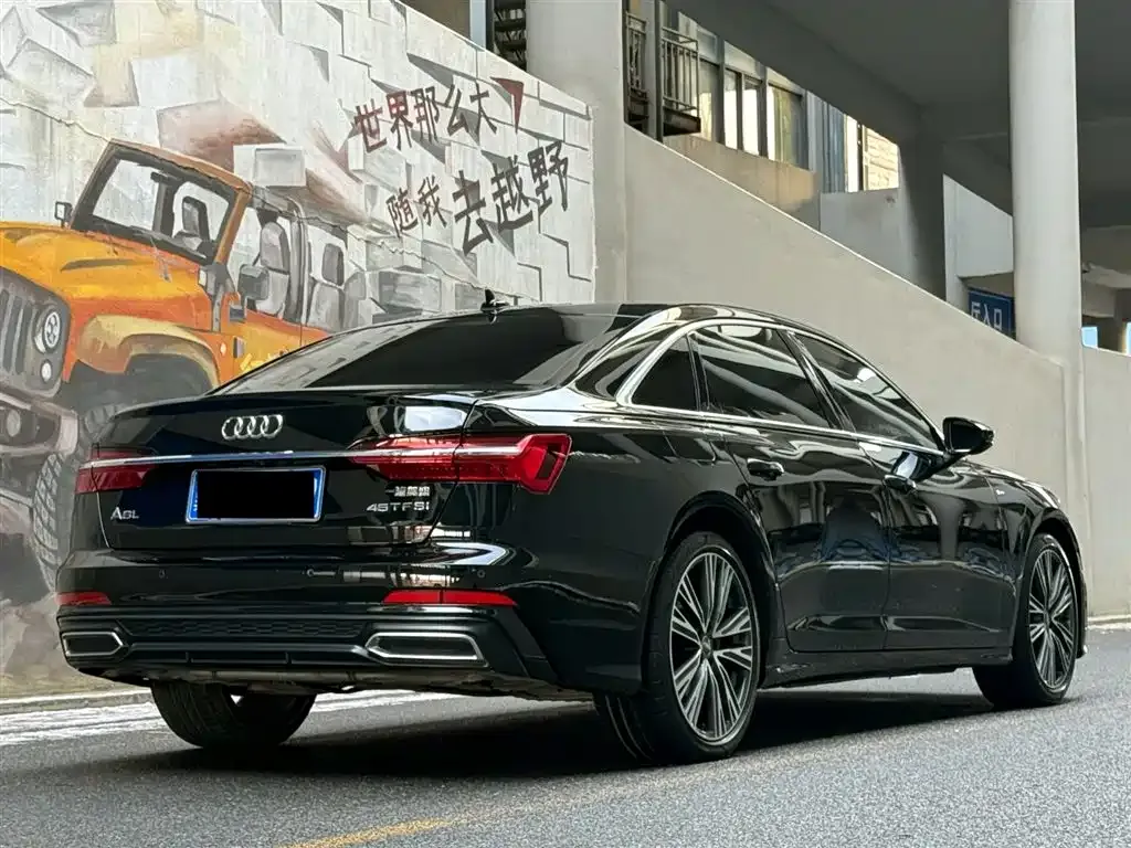 Audi A6L — фото 6