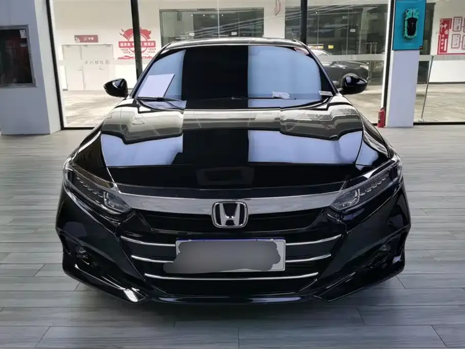 Honda Accord — фото 6