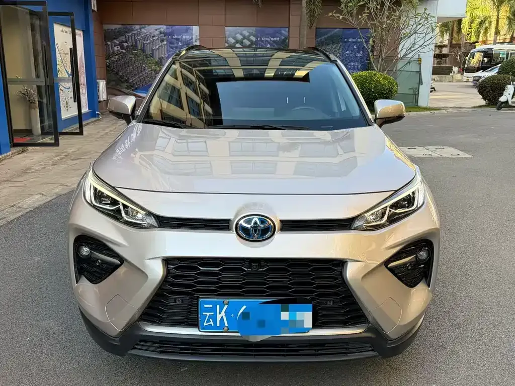 Toyota Wildlander 2023 из CN, фото 9