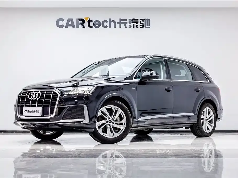 Audi Q7 2023 из CN, фото 3