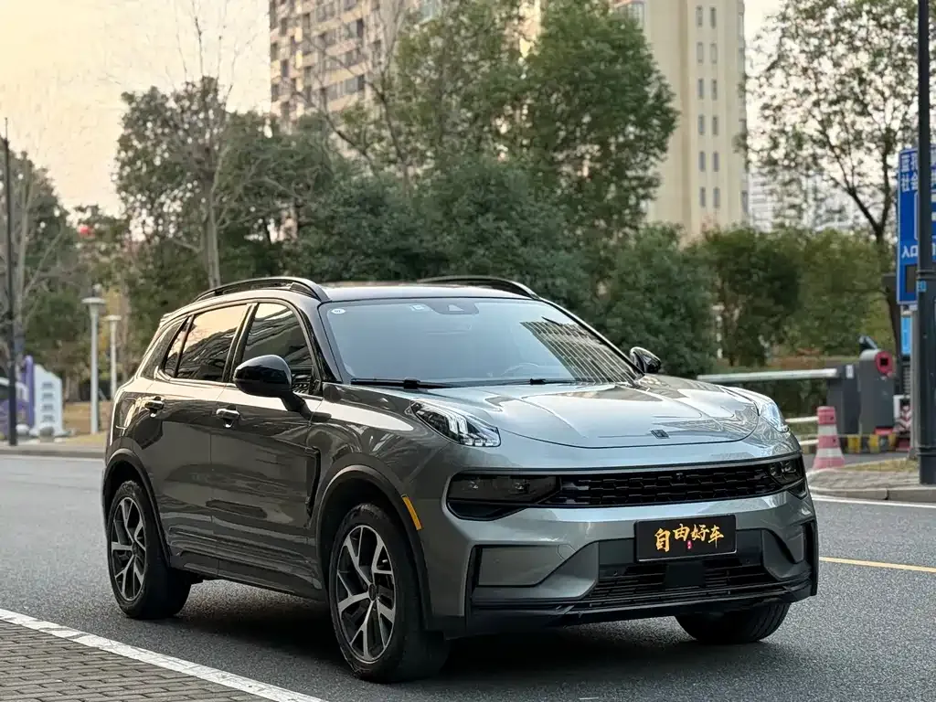 Lynk & Co 01 2021 из CN, фото 8