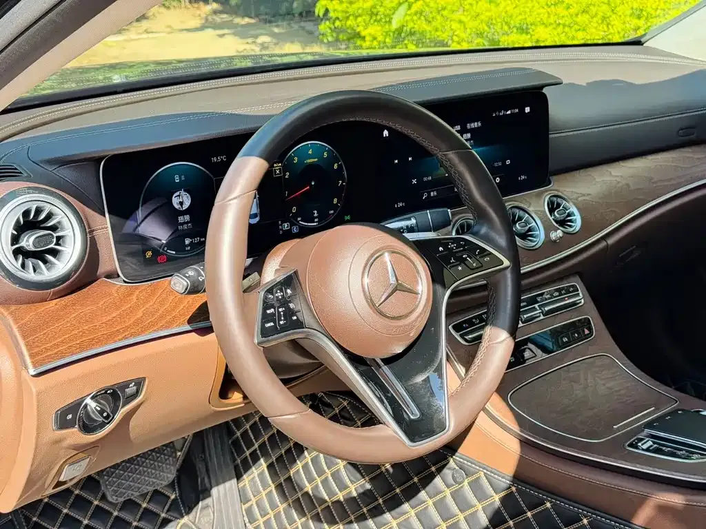Mercedes-Benz E-Class 2023 из CN, фото 10