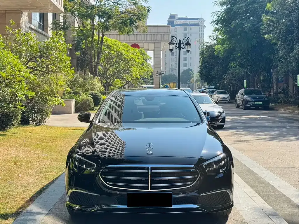 Mercedes-Benz E-Class 2023 из CN, фото 5