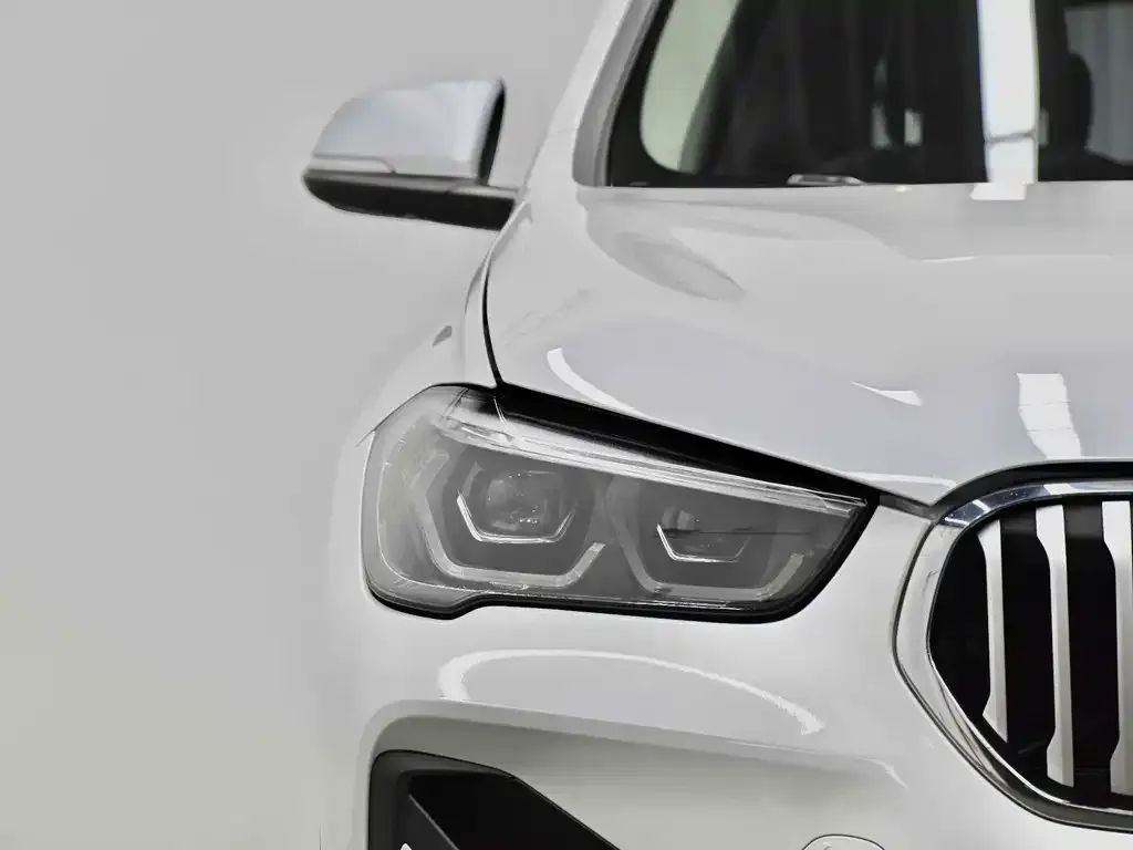 BMW X1 — фото 4