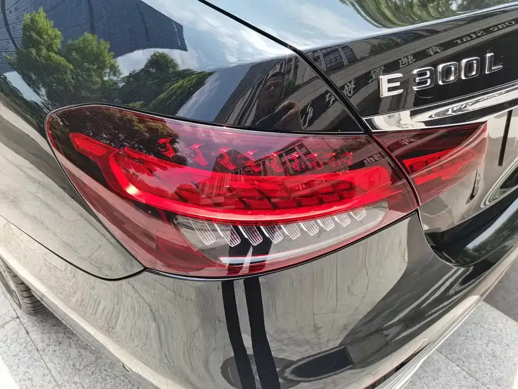 Mercedes-Benz E-Class 2022 из CN, фото 2