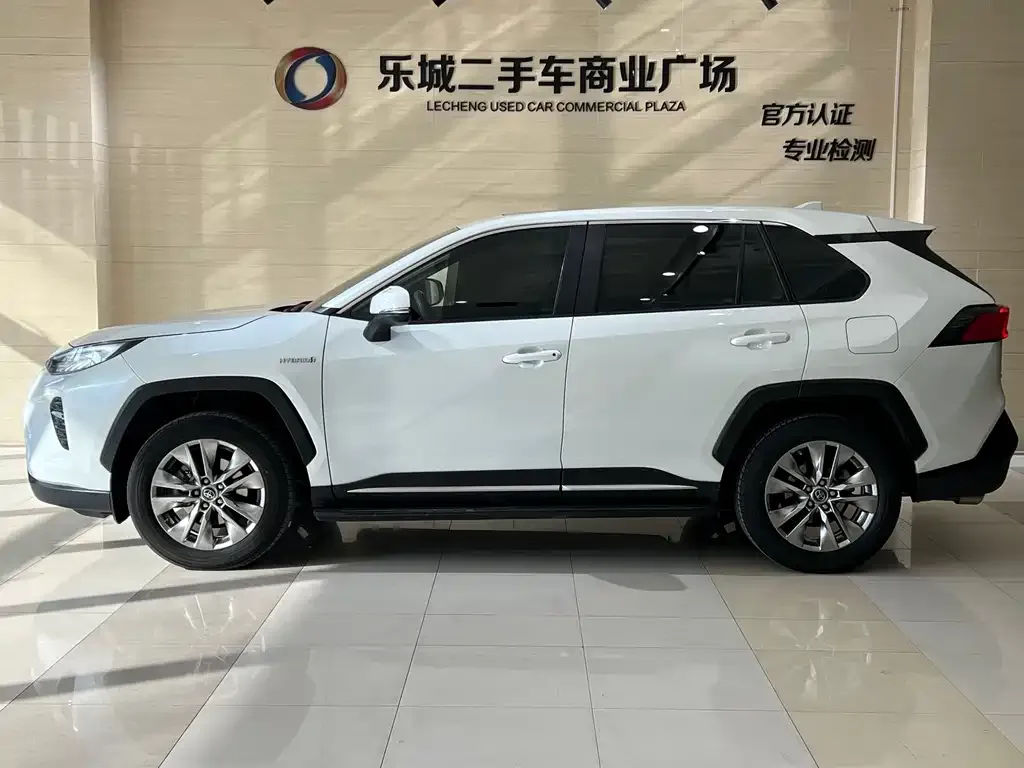 Toyota Wildlander 2021 из CN, фото 6