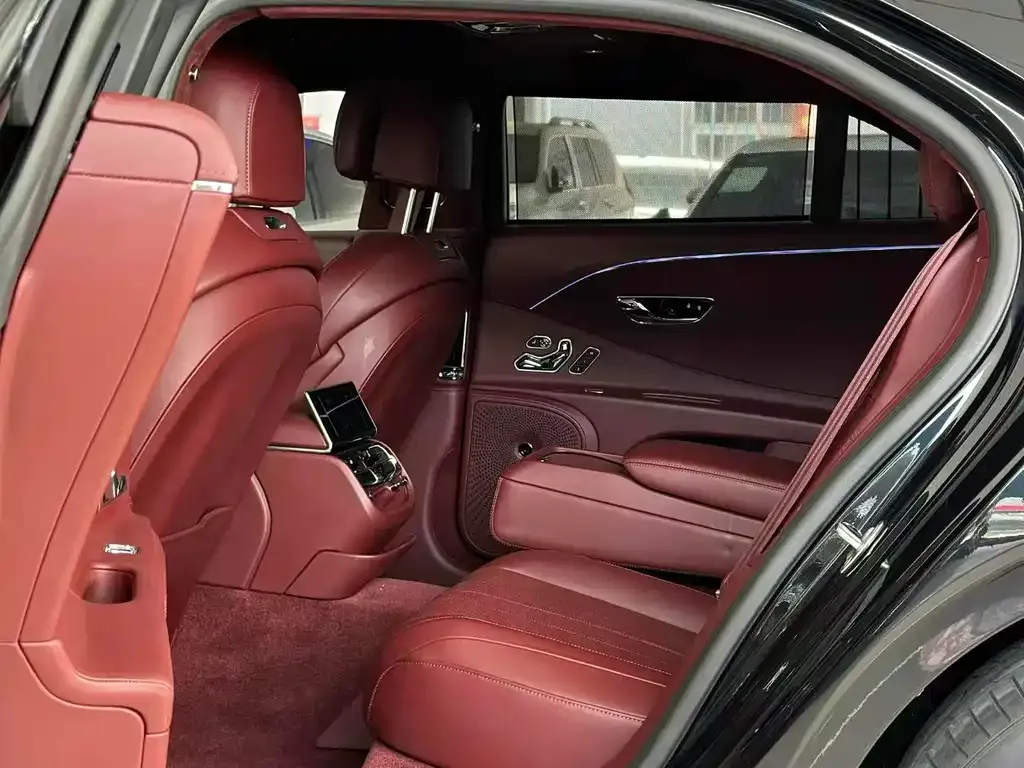Bentley Flying Spur 2022 из CN, фото 4
