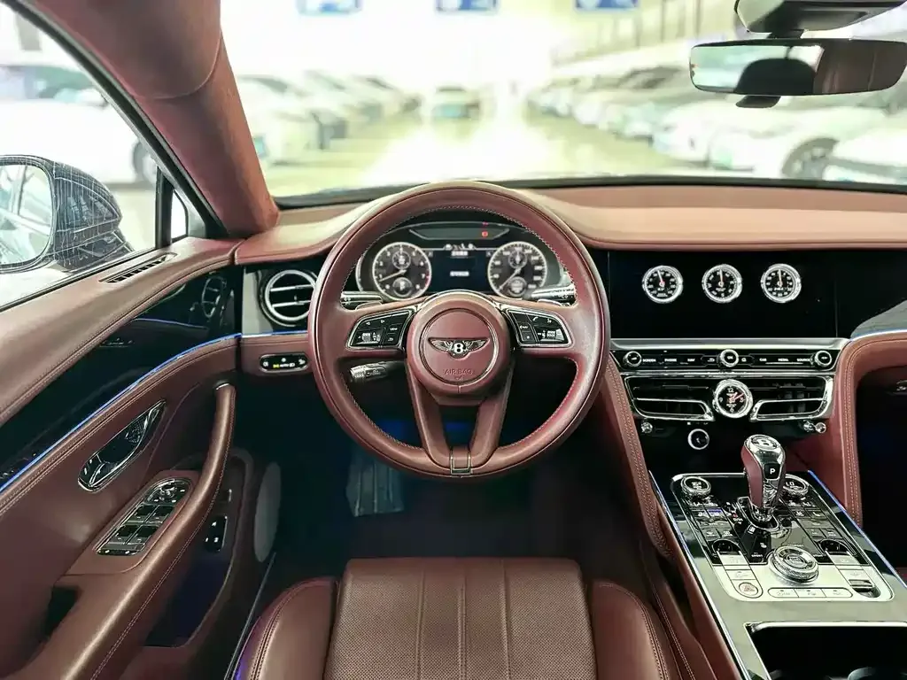 Bentley Flying Spur 2022 из CN, фото 10
