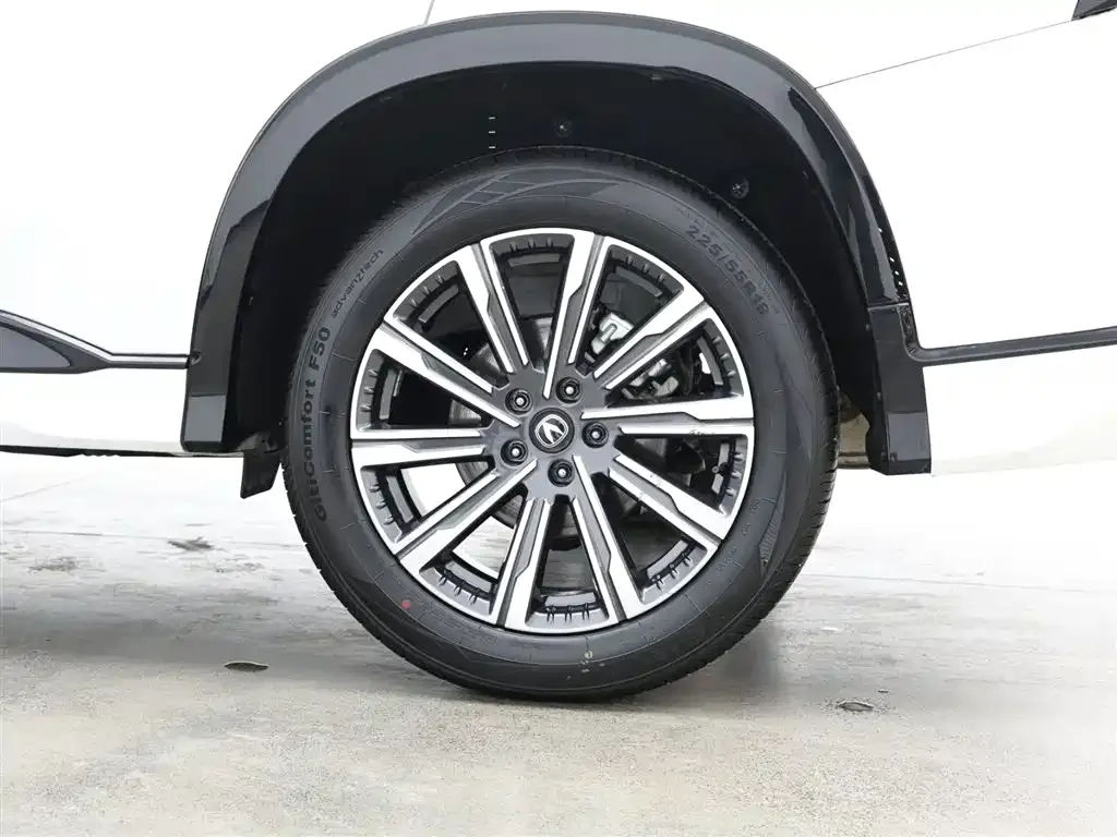 Changan CS75PLUS — фото 10