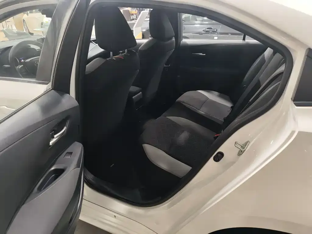 Toyota Corolla 2022 из CN, фото 6
