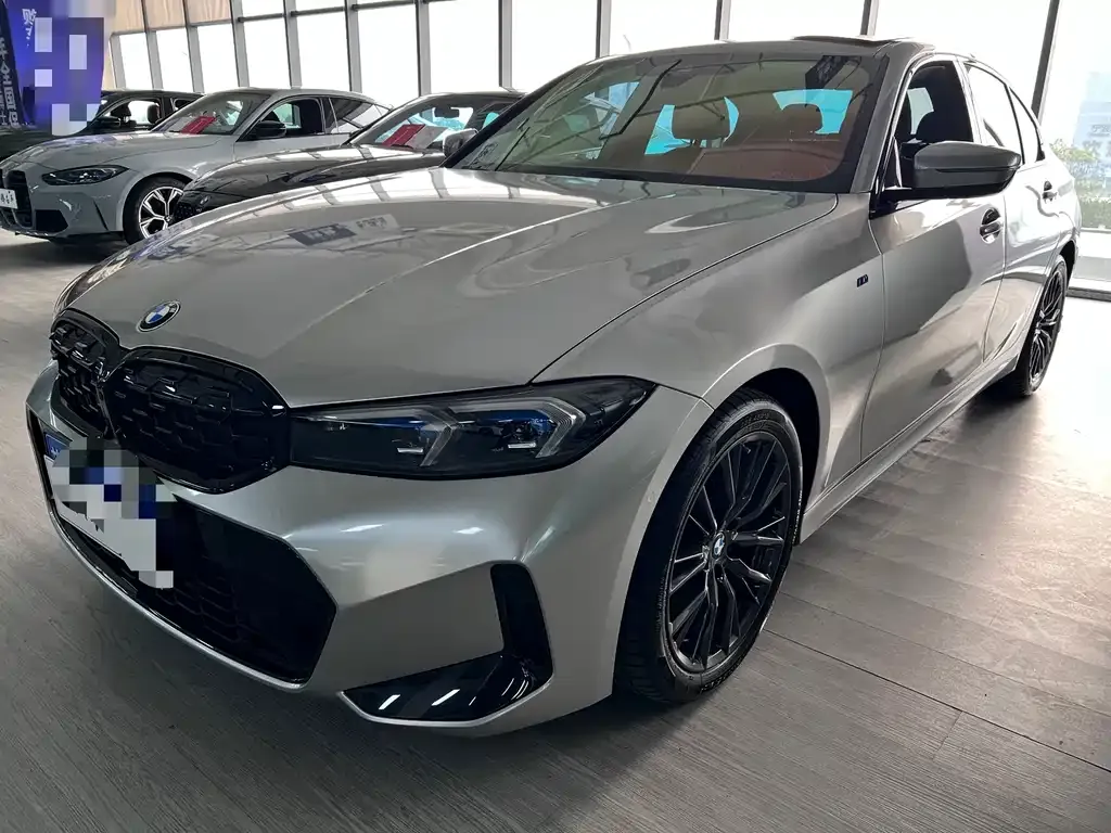 BMW 3 Series 2024 из CN, фото 1