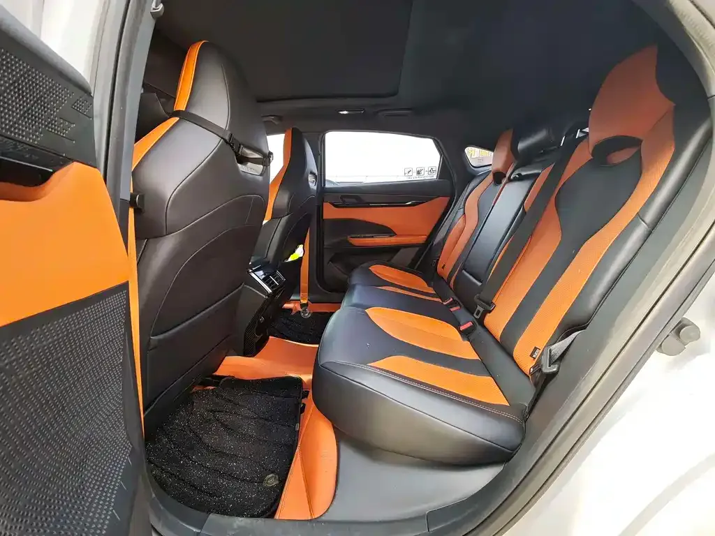 Changan UNI-V 2024 из CN, фото 4