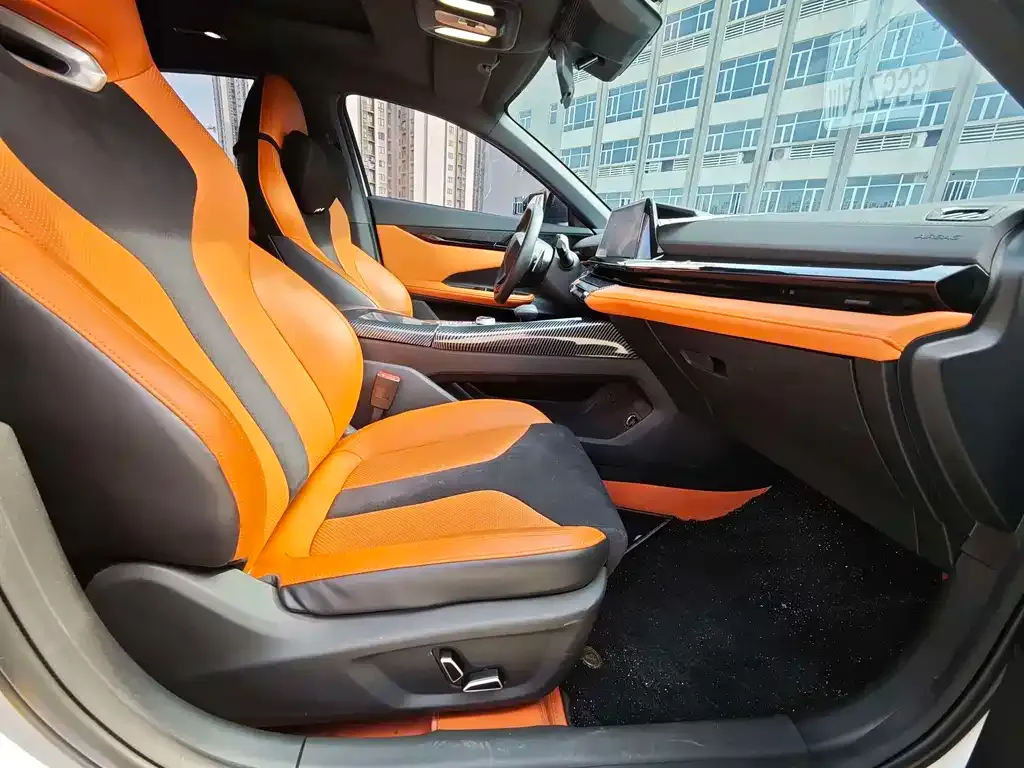 Changan UNI-V 2024 из CN, фото 8
