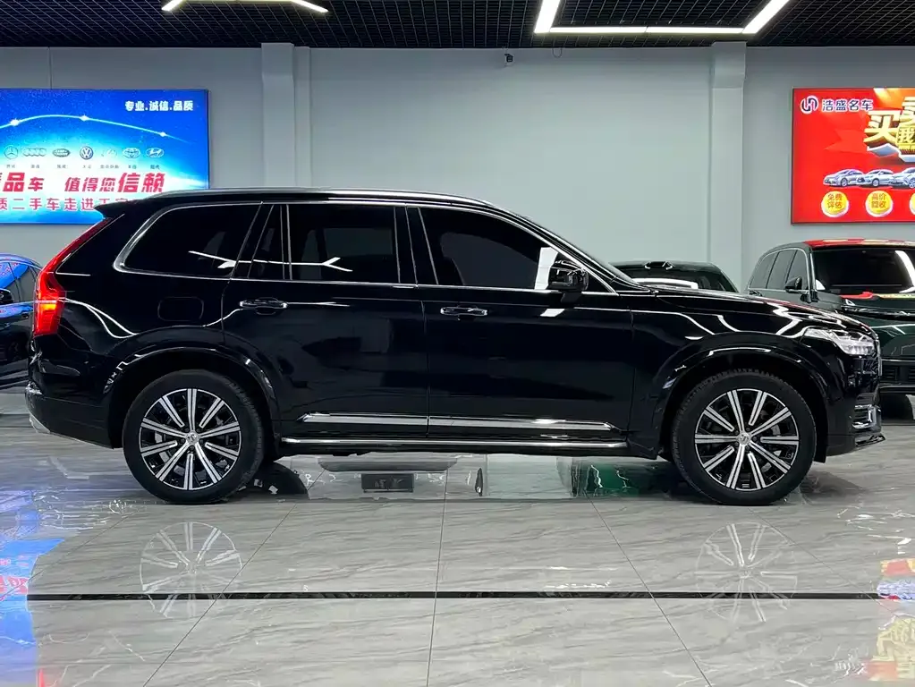 Volvo XC90 2021 из CN, фото 9