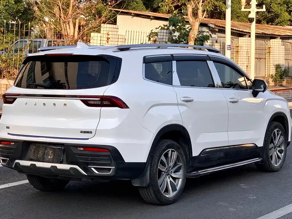 Geely Haoyue 2022 из CN, фото 3