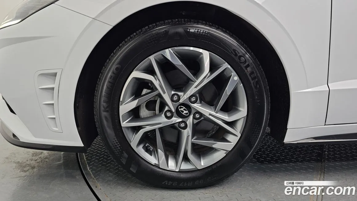 Hyundai Sonata 2023 из KR, фото 4